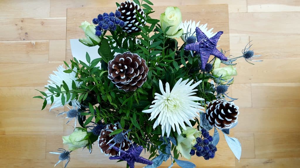 Christmas gifting with Prestige Flowers * Christmas-gifting-with-Prestige-Flowers_www.lisasnotebook.com