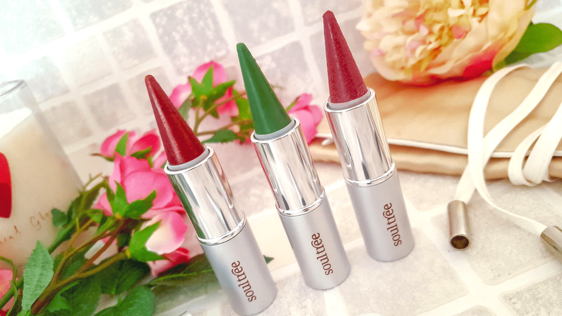 Turning back time with Soul Tree Kajals review * SoulTree Kajals - 009 Copper Tint, 002 Moss Velvet, 008 Purple Haze