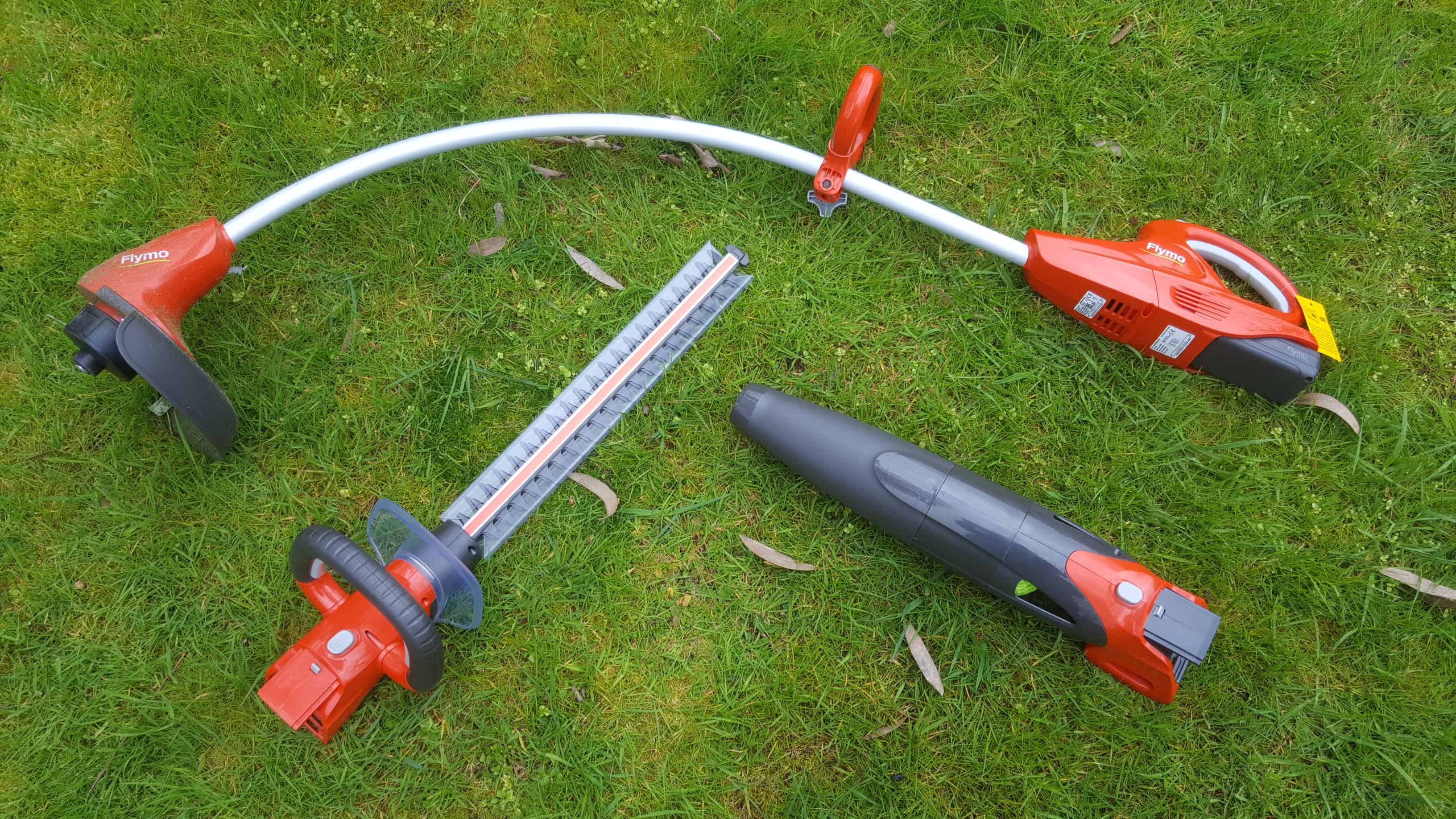 Five Lawn Care Tips to Prepare Your Lawn Ready for Spring * Flymo C-LiNK 3-in-1