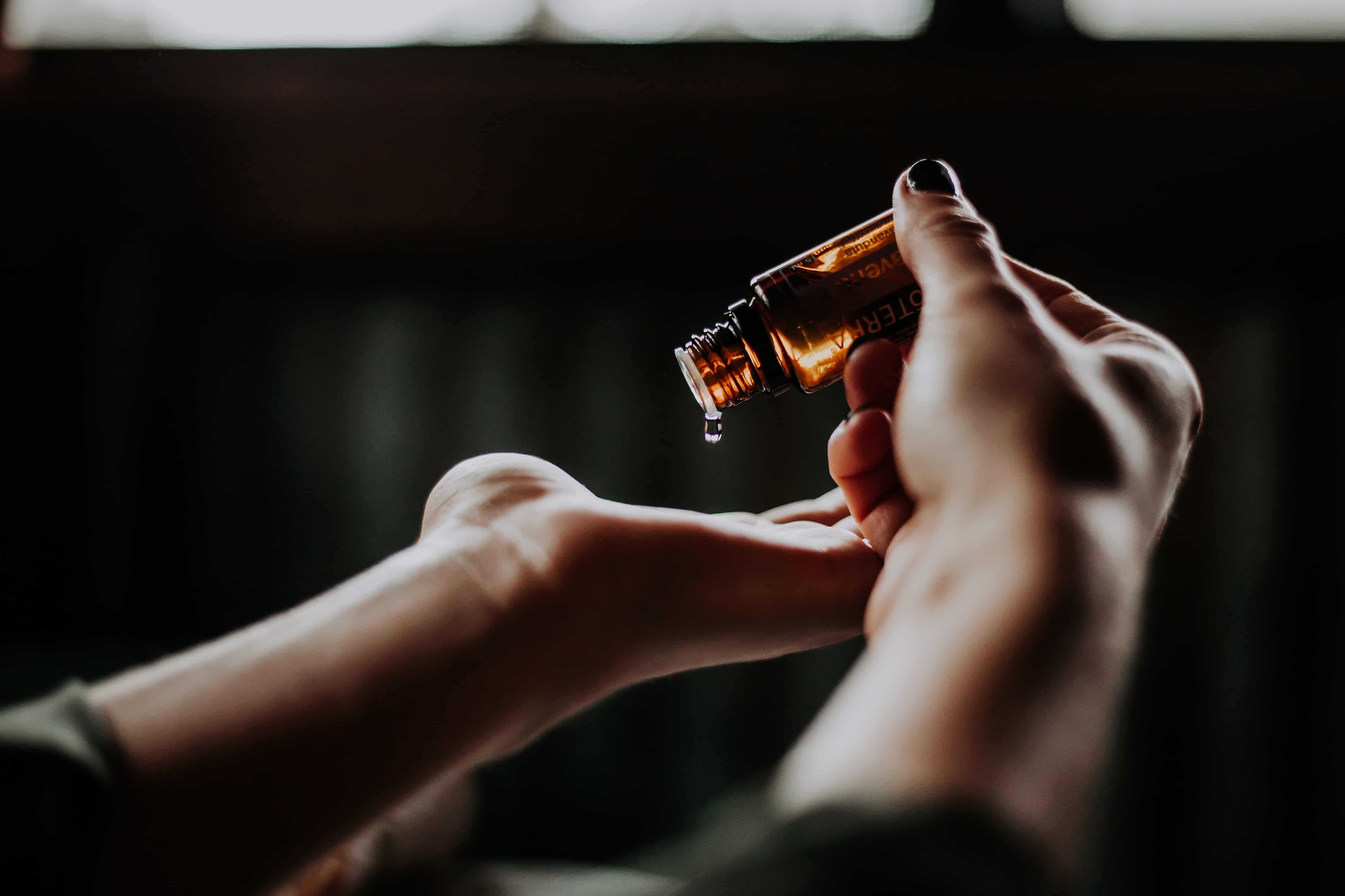 How to Use Essential Oils for Combination Skin essential-oils-for-combination-skin