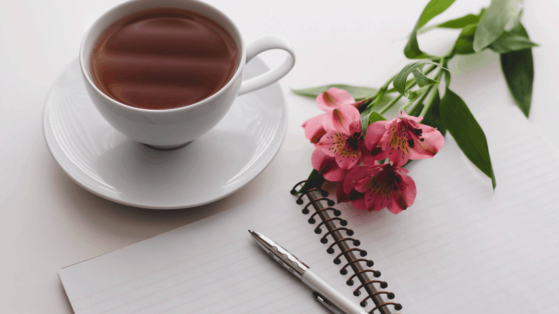 Four Simple Ways to Start Saving Money * Four simple ways to start saving money