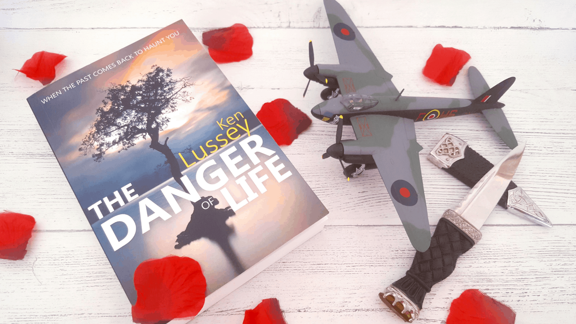 Book Review – The Danger of Life * Book review - The Danger of Life with a Mosquito airplane and Scottish dagger