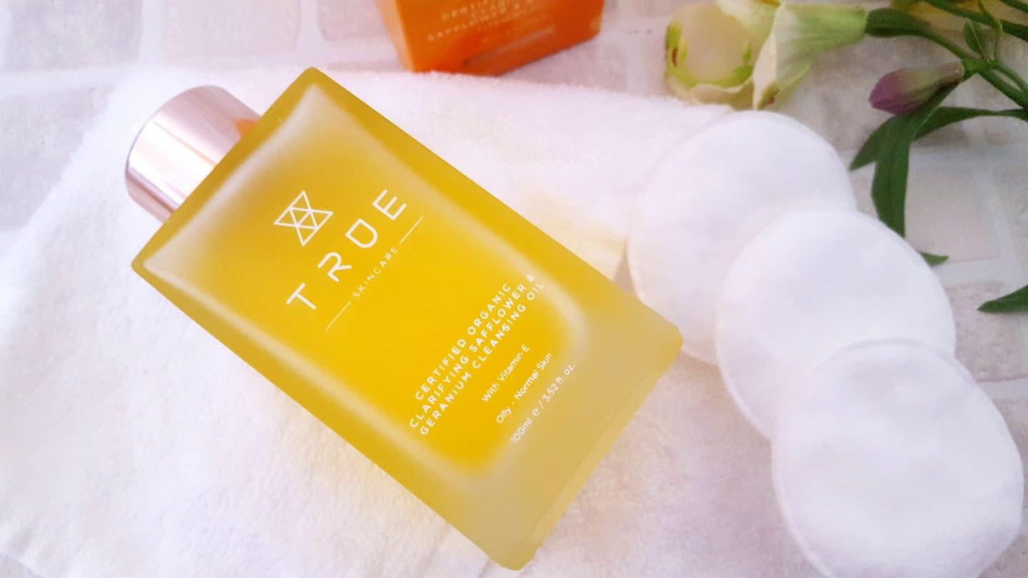 TRUE Skincare Organic Facial Oils review * True Skincare Organic Safflower & Geranium Cleansing Oil