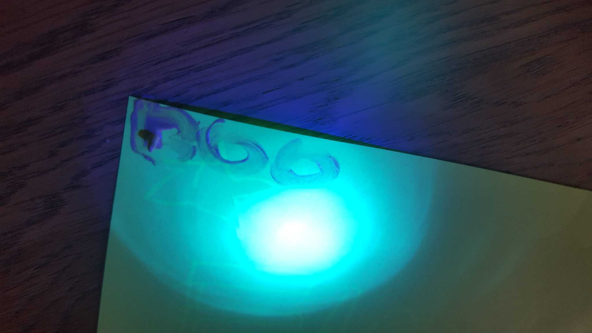 Fun science experiments for kids at home: Let It Glow * Fun Science Experiments for Kids - Let It Glow