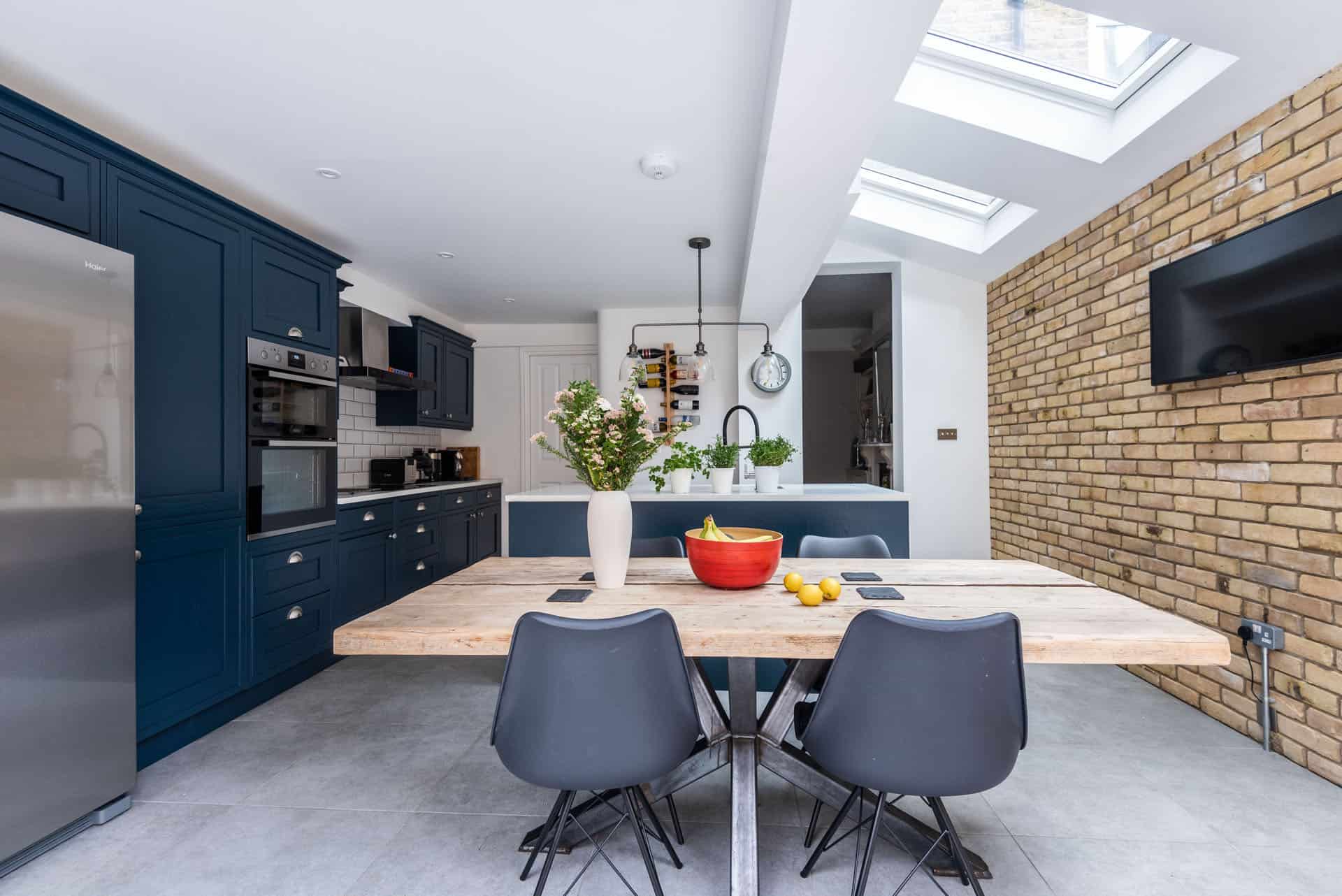 Why a loft conversion or home extension can work out better than moving house * home extension - kitchen