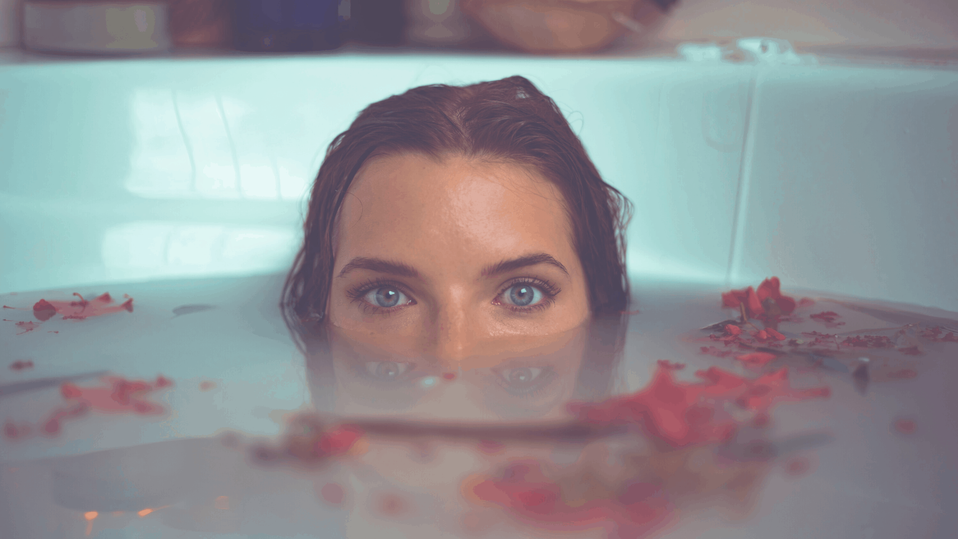 Four easy-to-keep-clean bathroom trends you'll love * bathroom trends for 2020