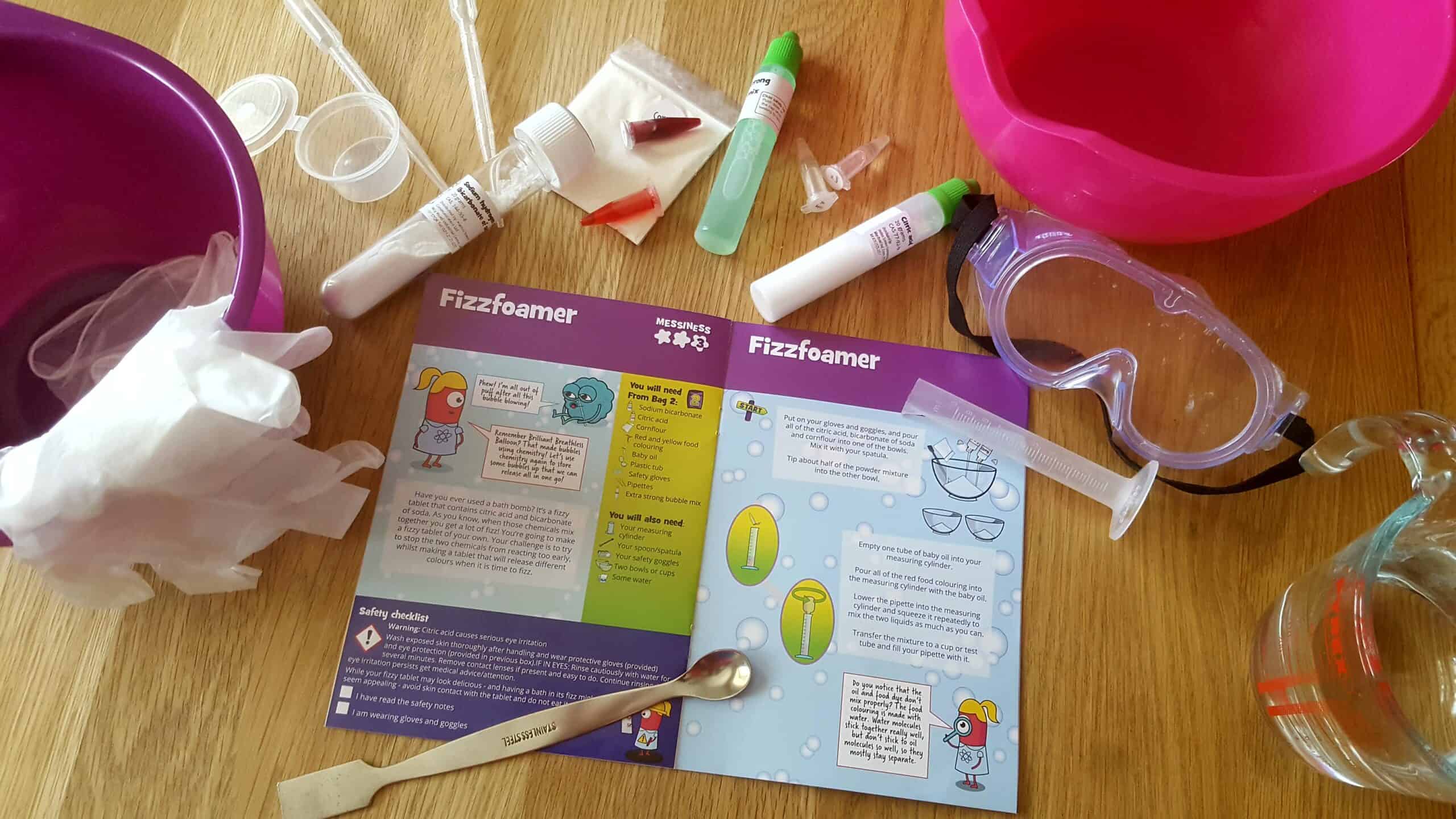 Fun science experiments for kids at home: Bubbles Ahoy * Bubbles Ahoy - Fizzfoamer