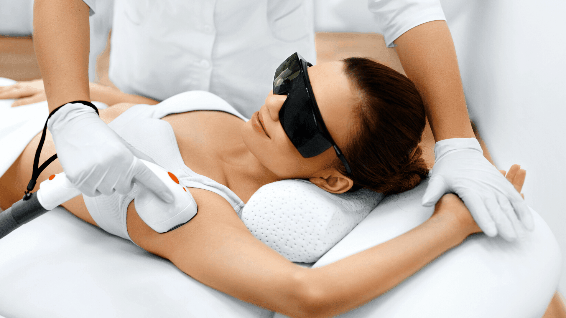 How Body Hair plays a Crucial Role in Laser Hair Removal Therapy * Laser hair removal - underarm