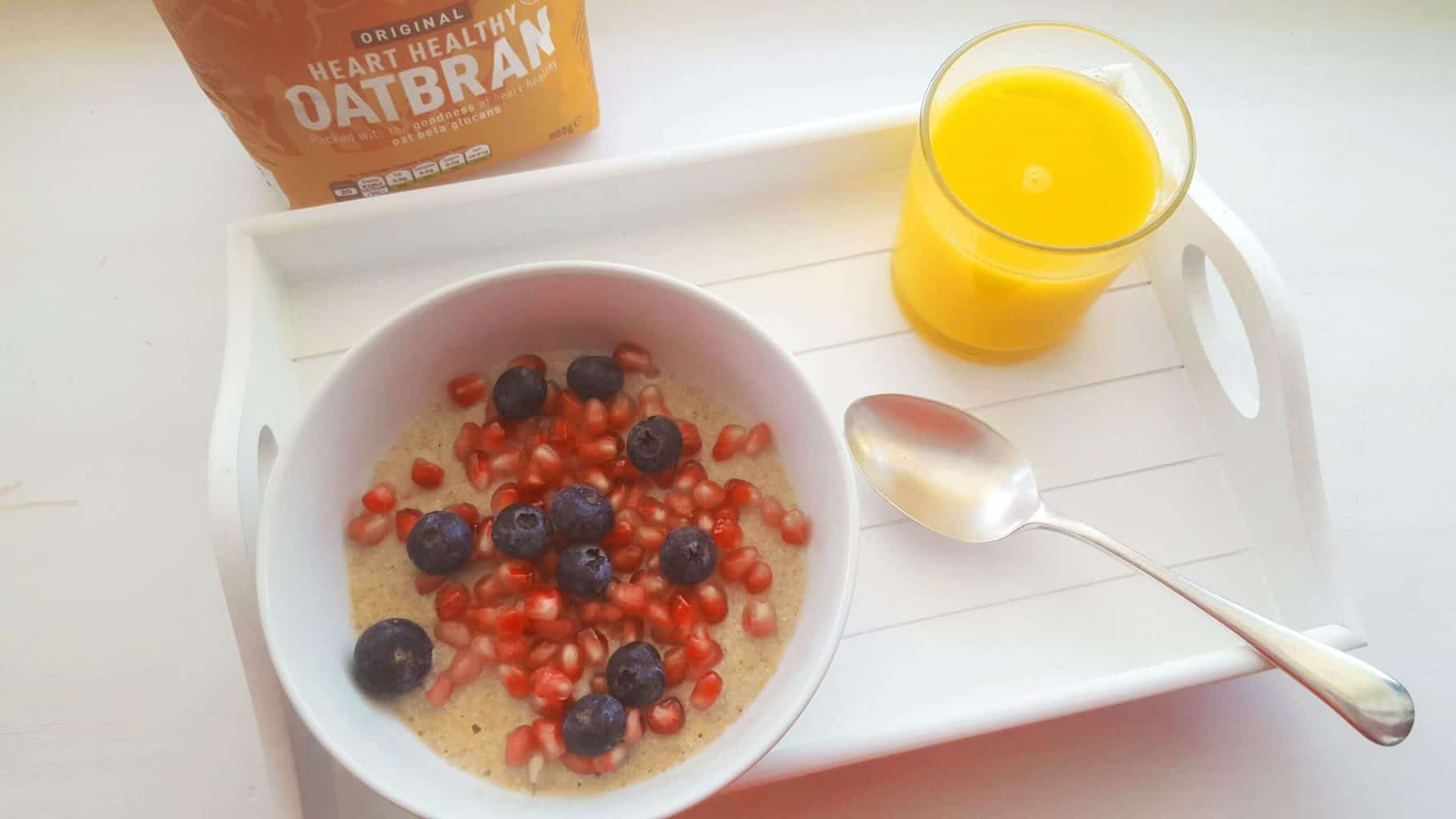 7 Creative Oat Recipes for Breakfast to Level Up Your Day * oat-recipes-for-breakfast-oatbran-orange-juice