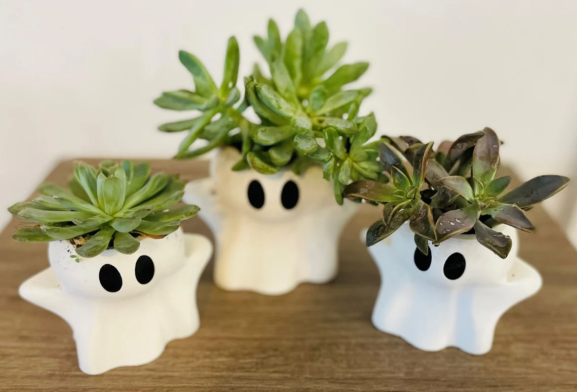 10 Cute & Affordable Halloween Gifts for Babies on Etsy * halloween-gifts-for-babies-ghost-planters