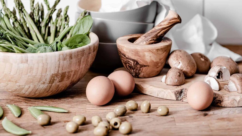 Helping The Environment And Saving Money At The Same Time: Where To Start * helping-the-environment-and-saving-money-home-grown-food