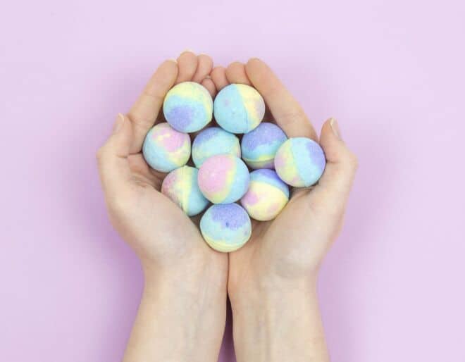 15 Classic Stocking Stuffers for Kids They'll Actually Use * stocking-stuffers-for-kids-bath-bombs