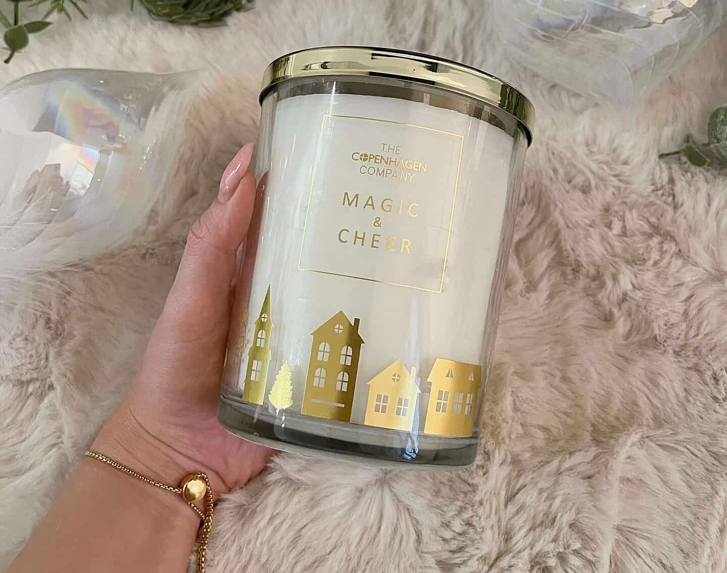 The Great Festive Gift Guide Giveaway 2022 Festive Gift Guide Giveaway - candle