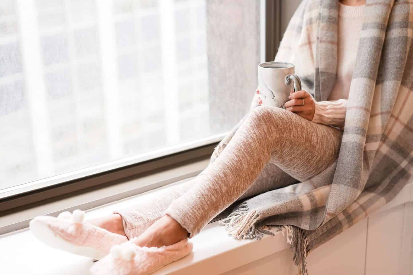 13 Powerful Natural Remedies for Cold and Flu That Actually Work natural-remedies-for-cold-and-flu-girl-window-seat