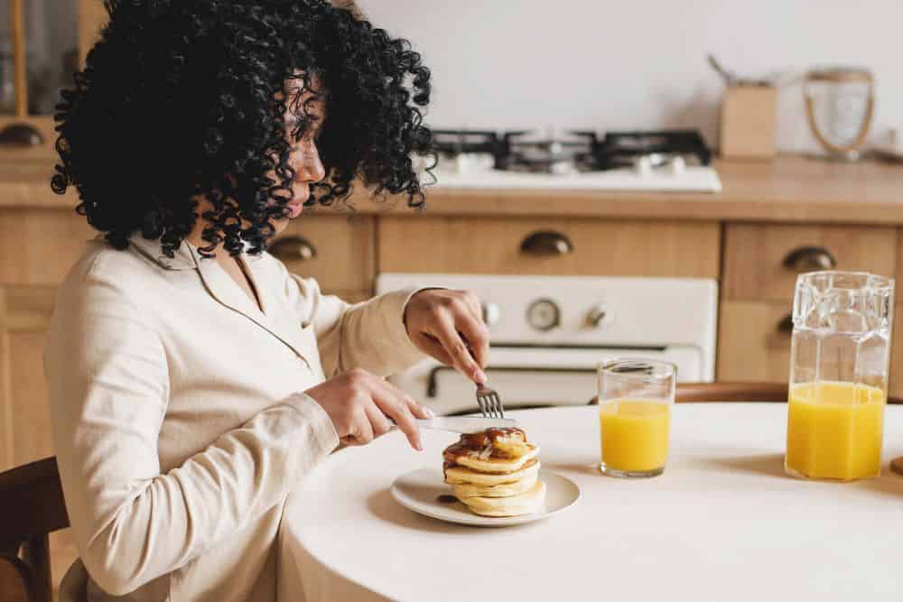 Eco-Friendly Ways to Heat and Cool Your Home All Year Long * eco-friendly-ways-to-heat-and-cool-your-home-breakfast