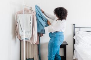 How To Create More Space In A Small Bedroom – 11 Clever Tips * | Lisa's ...