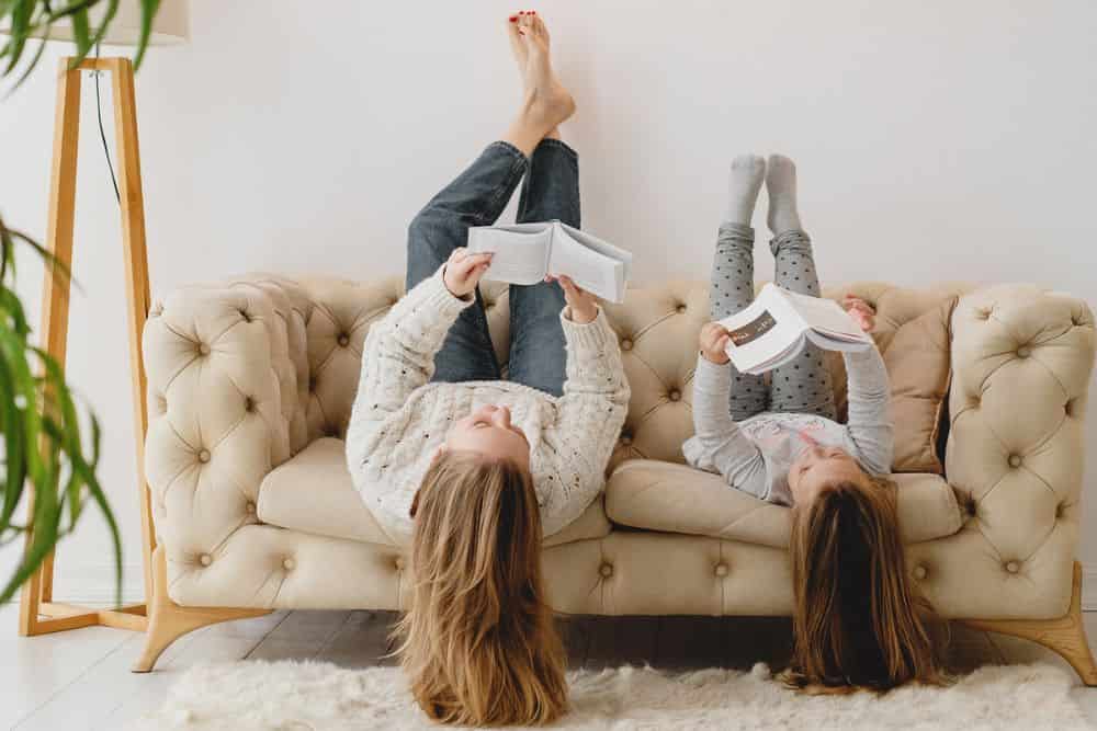 9 Trending Fashion Essentials for Busy Mums * fashion-essentials-for-busy-mums-sofa