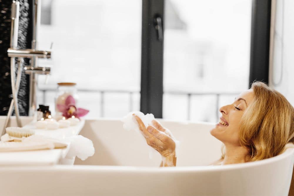 Sleep And Wellbeing – 3 Simple Tips For Sleep Filled Nights * tips-for-sleep-filled-nights-bath