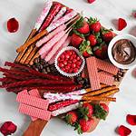 sweet-valentines-grazing-board-recipe