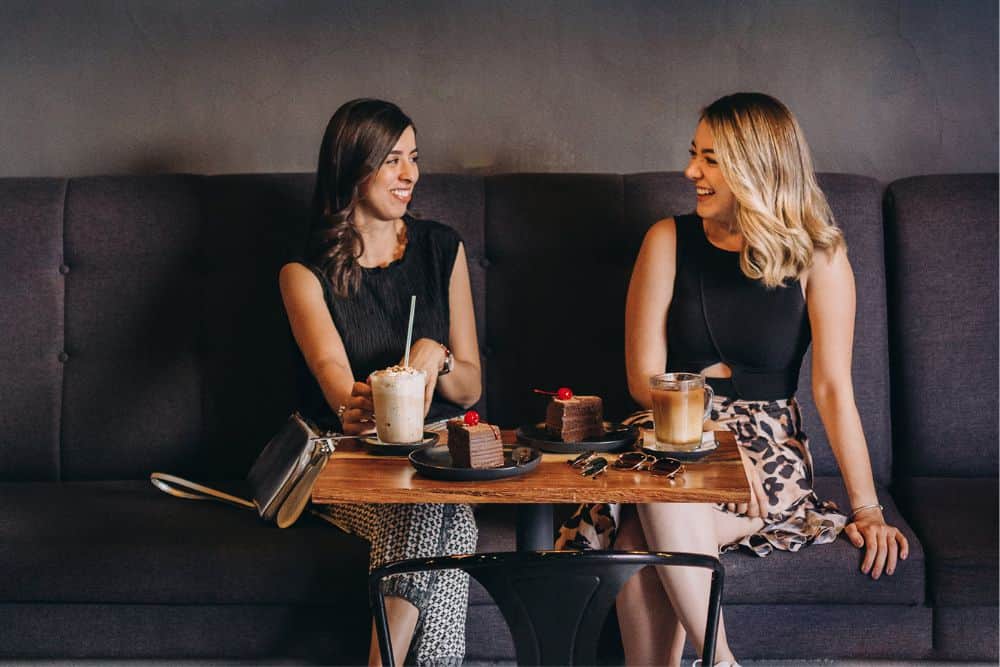 Halls or Home Away from Home? What's Best for Today's Students? * halls-or-home-away-from-home-student-living-girls-cafe