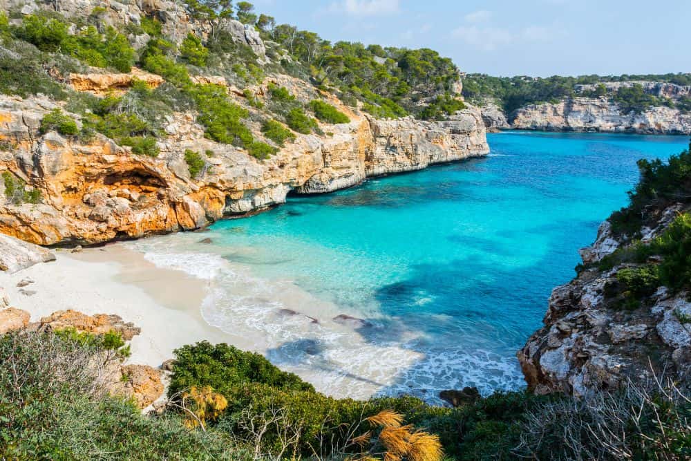 6 Reasons Why Staying in a Majorca Villa is Better Than a Hotel * Majorca villa beach