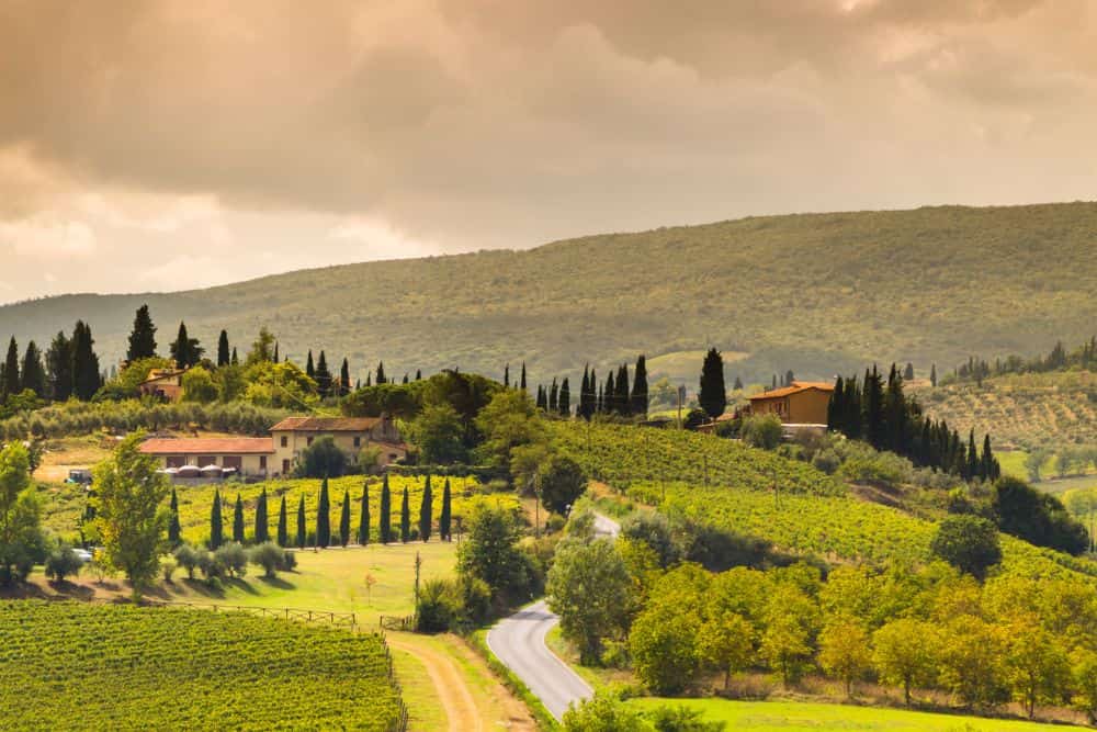 A Couple's Guide to the Perfect Tuscany Villa Holiday in Italy * couples-guide-tuscany-villa-holiday-countryside