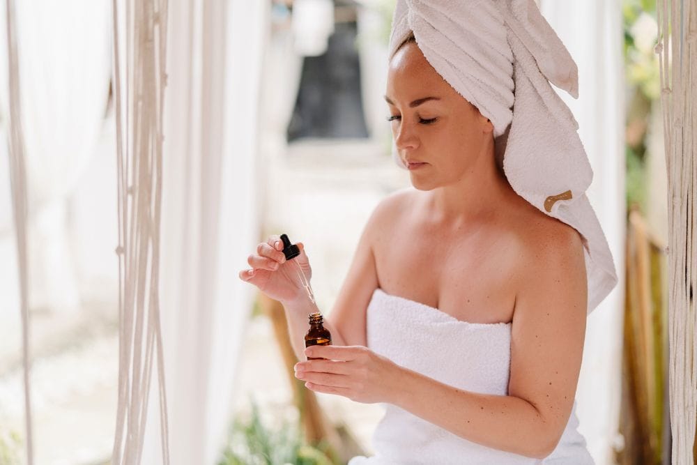 5 Best Essential Oils for Beginners - a Guide to Aromatherapy best-essential-oils-for-beginners-skincare