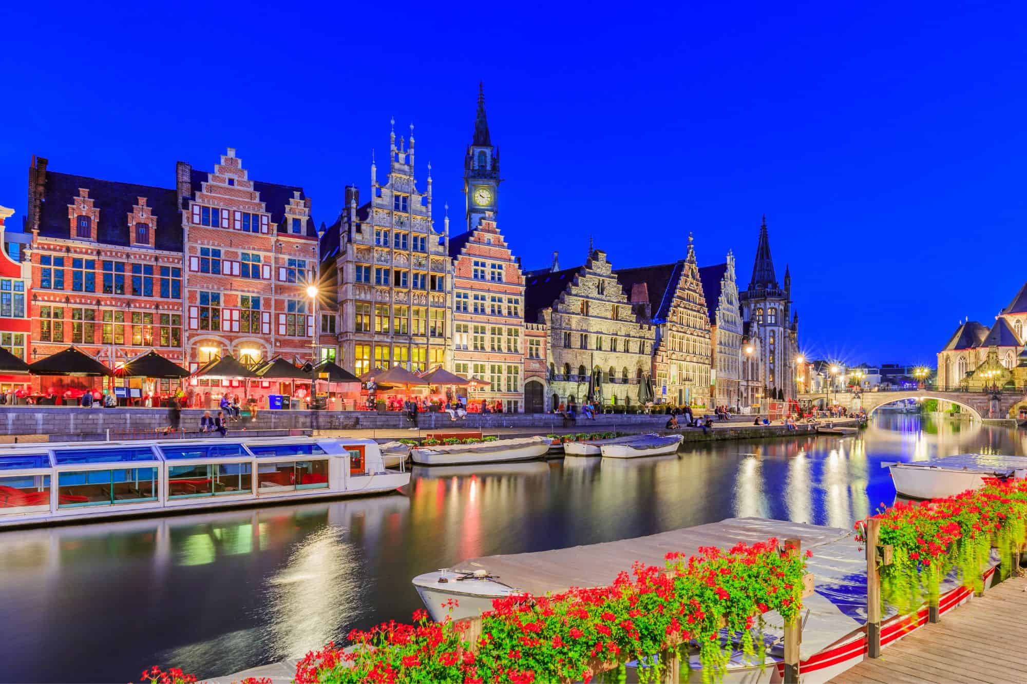 Discovering the Magic of Ghent’s Canals After Dark * ghent's-canals-after-dark