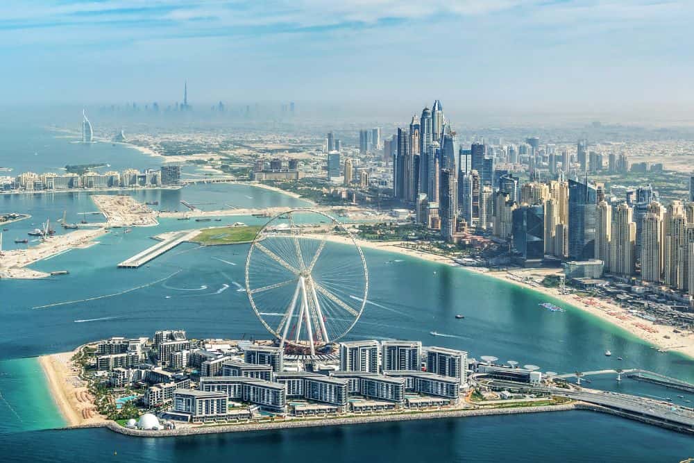 Dubai Expat Health Insurance Requirements - An Essential Guide * dubai-expat-health-insurance-requirements-pinterest