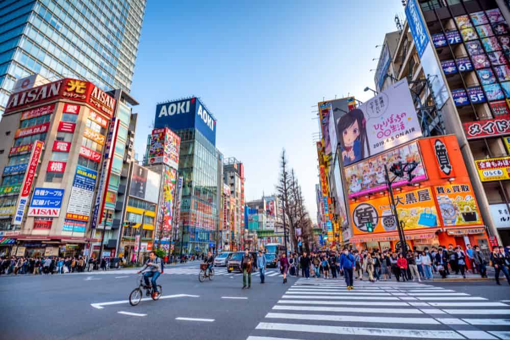 Japan’s Cultural Spine: Linking Tokyo’s Energy with Kyoto’s Heritage * japan-culture-tokyo-kyoto-akihabara