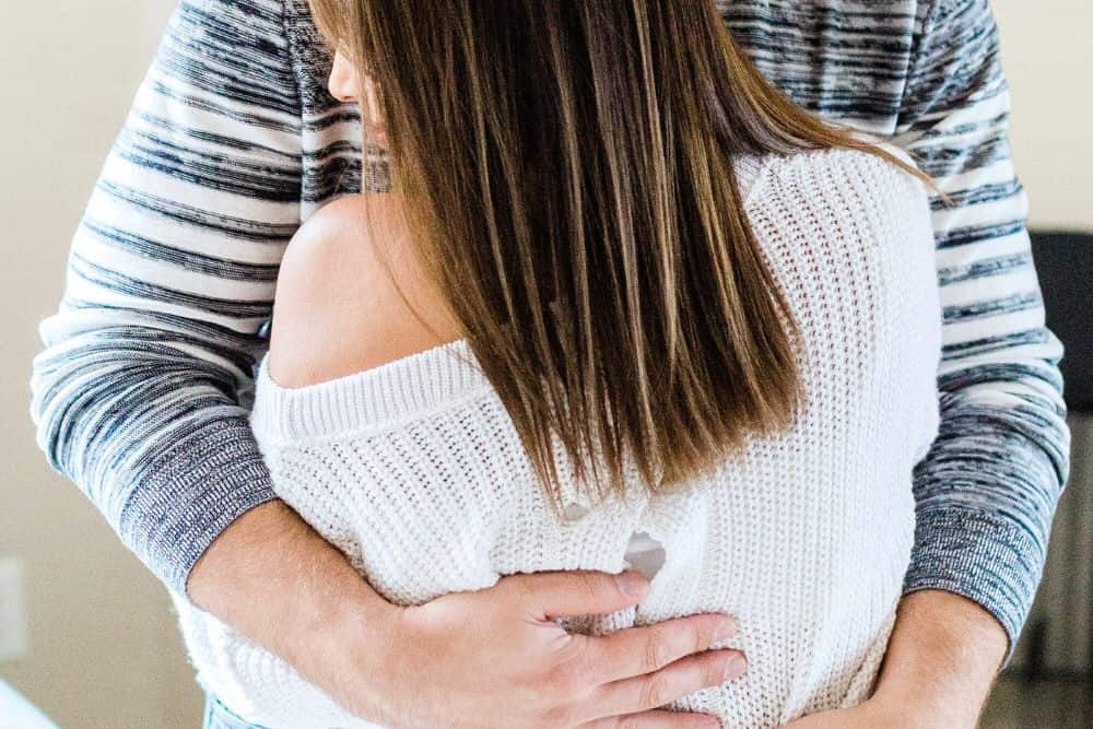 How Joint Life Insurance Claims Work * joint-life-insurance-claims-couple-hugging