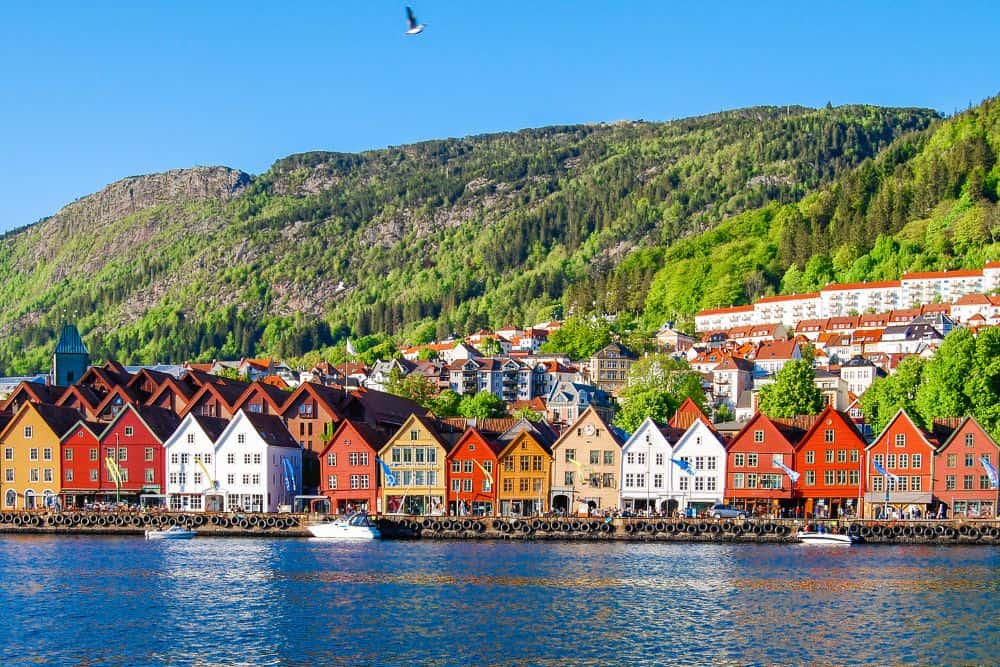 Oslo’s Royal Avenues and Bergen’s Bryggen: Norway’s Coastal Elegance * oslo-and-bergen-norway-coastal-elegance-bergen-bryggen