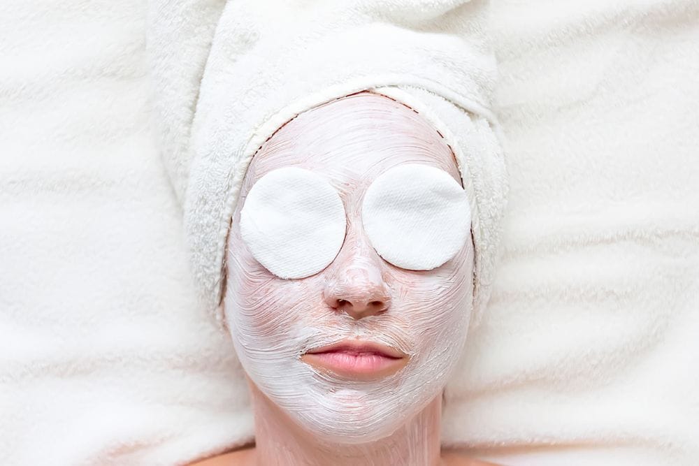 The Glow Standard: What We Can Learn from Korean Beauty * glow-standard-korean-beauty-mask