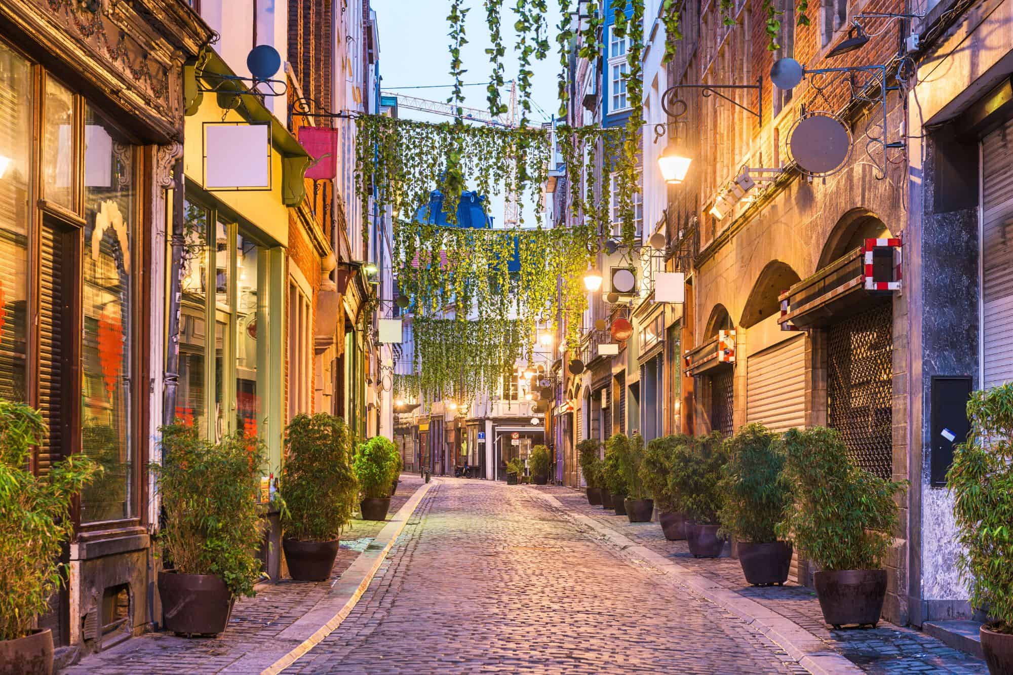 Urban Wonders: Touring Amsterdam, Brussels, and Berlin * touring-amsterdam-brussels-and-berlin