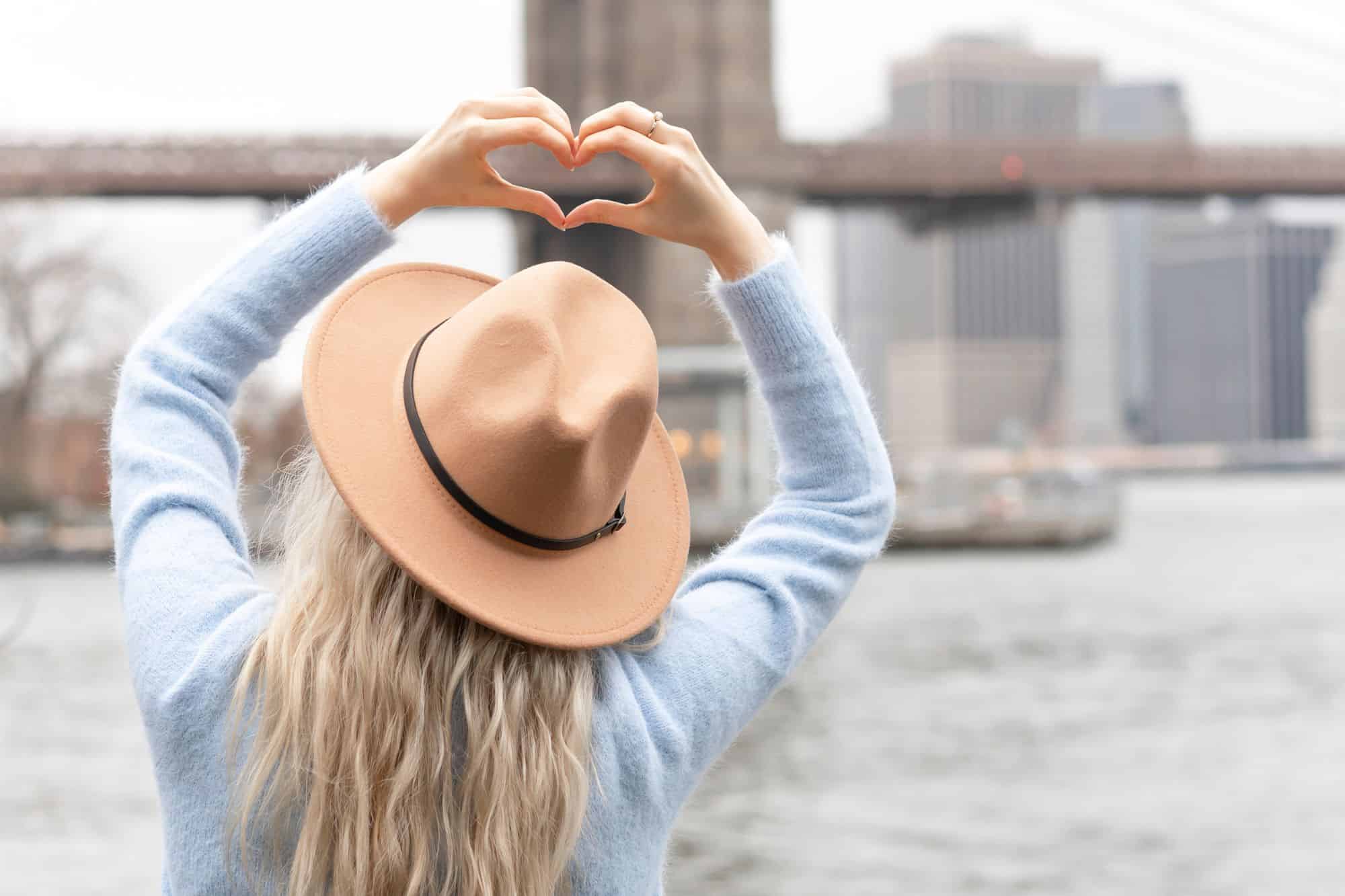 How to Explore New York City Without Dragging Your Luggage Around * explore-new-york-city-without-luggage