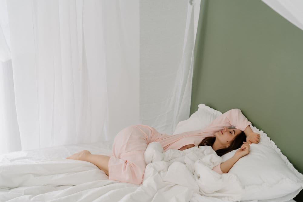 Larger Mattress Protector Guide: Why Bigger Beds Need Better Protection * larger-mattress-protector-tips-sleeping